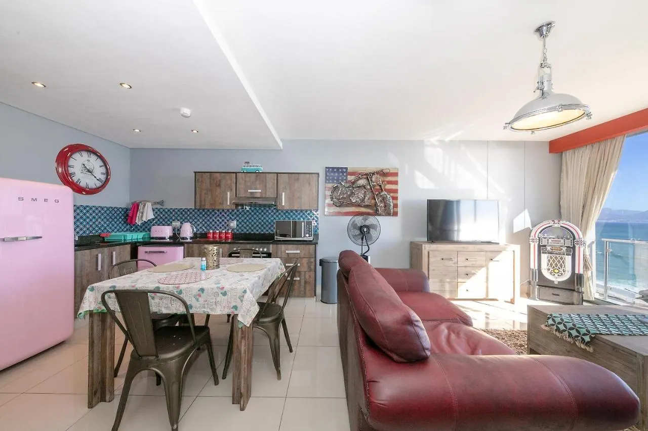 Infinity 602 Bloubergstrand