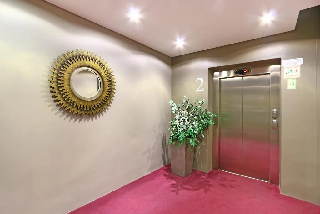 Infinity 602 Apartment